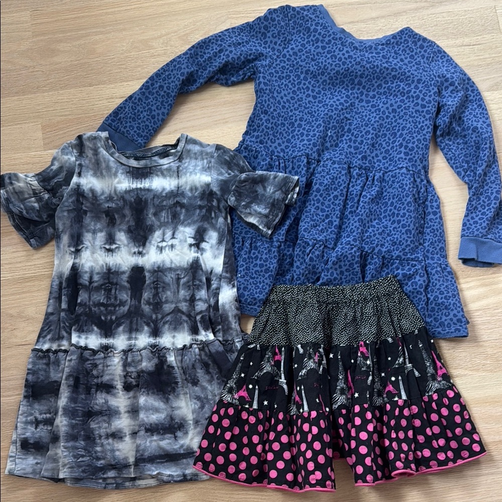 Lot of size 7/8 dresses and skirt